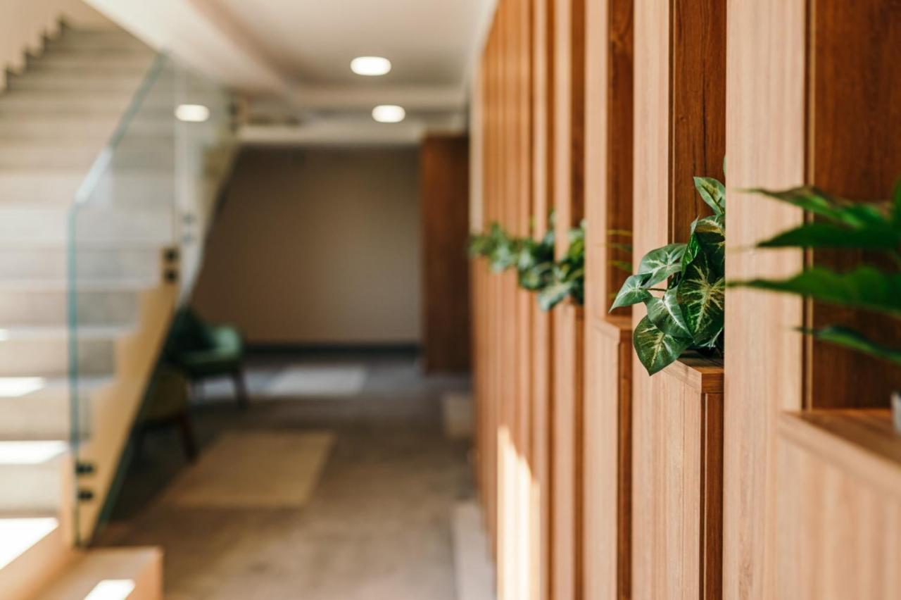 Hotel Rk Ghimbav Екстер'єр фото